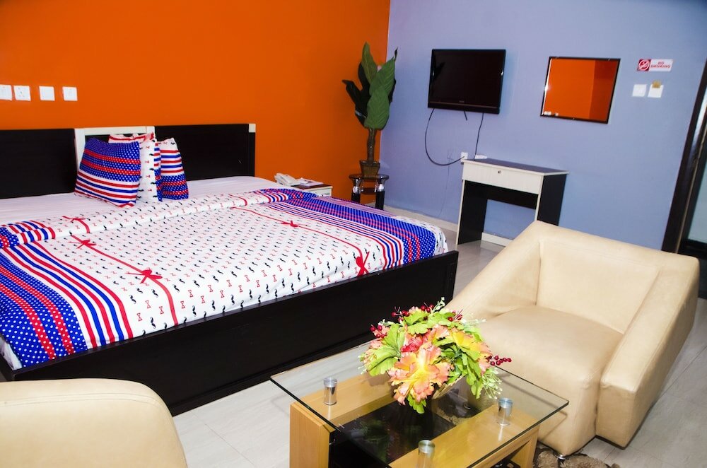 Фото отеля 2