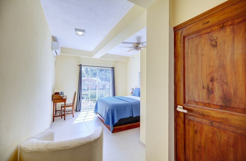 Фото L'auberge du Vieux Port