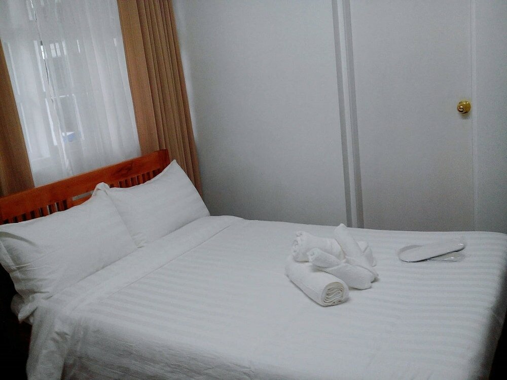 Фото Martha's Rooms