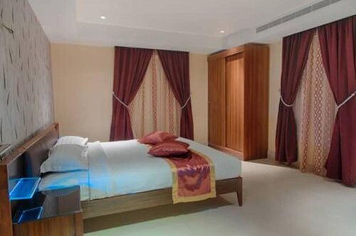 Гостиница Rahhal Hotel Suites в Янбу