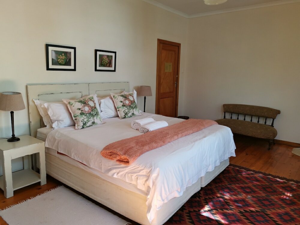 Фото The Hillside House