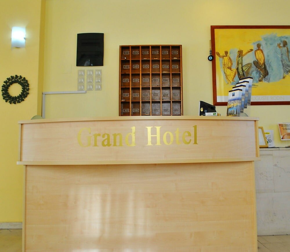 Фото Grand Hotel