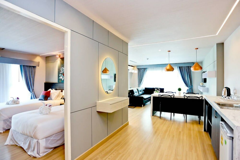 Фото Le Breeze Resort