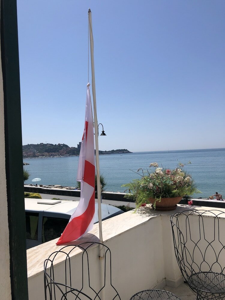 Фото Villa Shelley Boutique Hotel