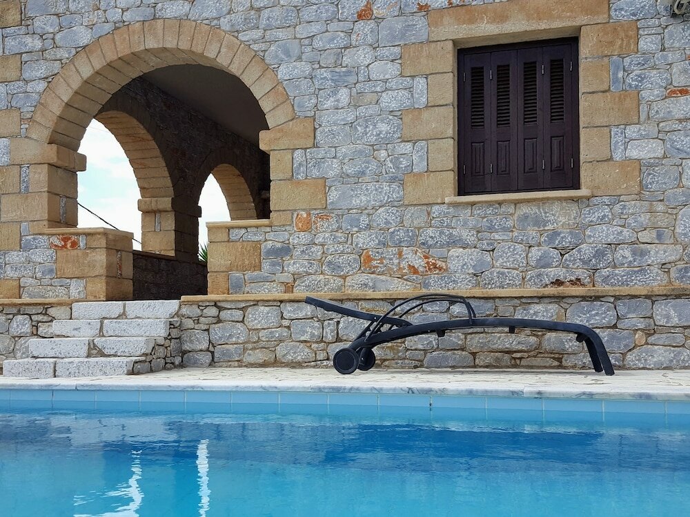 Фото Rathimata villas