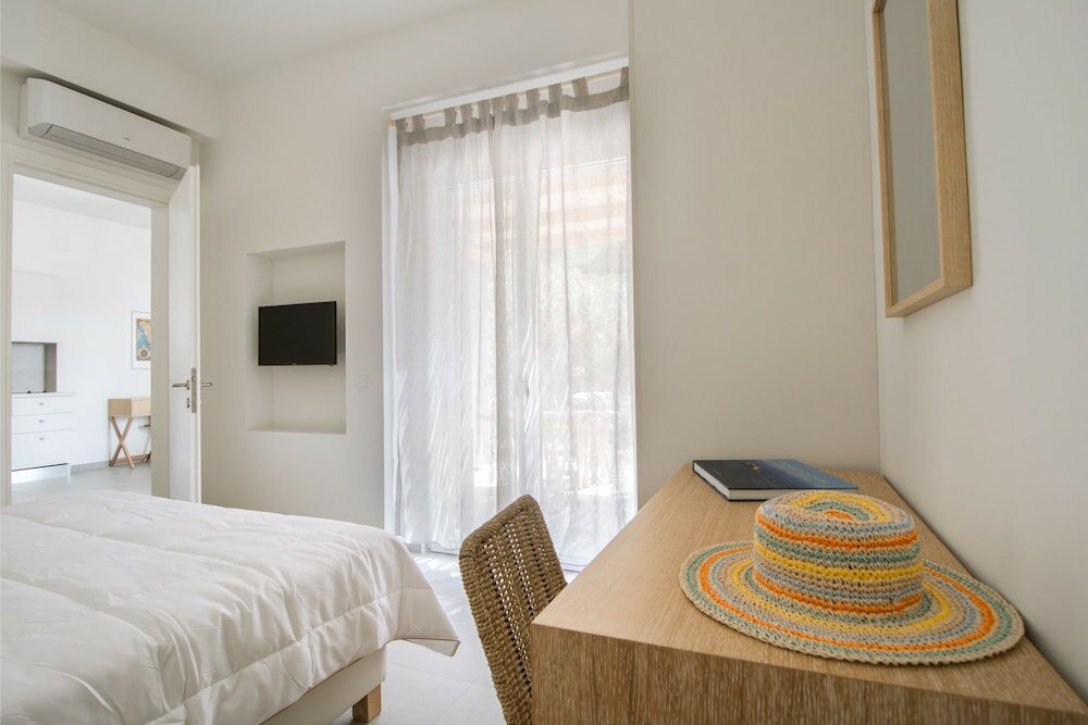 Фото Vourkari Village