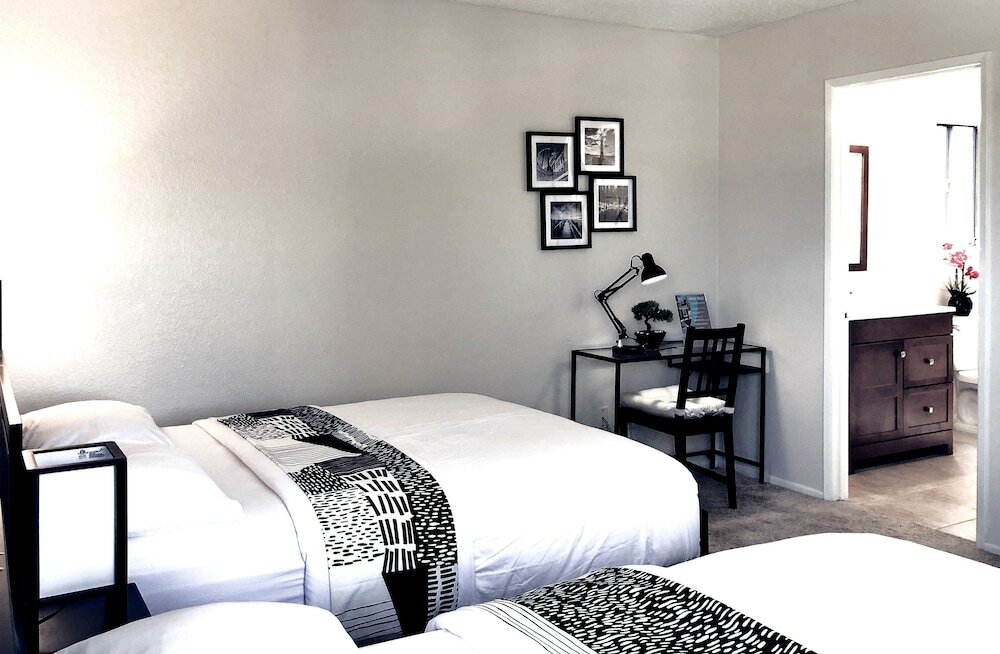 Фото Private Room with Bathroom