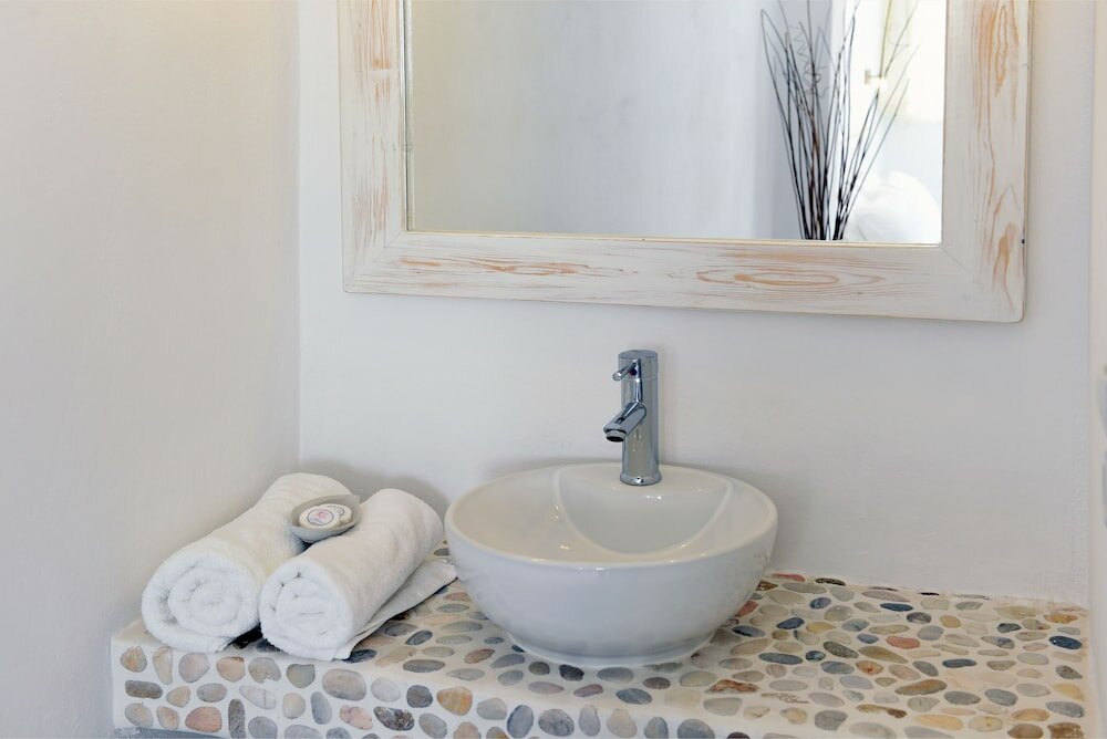 Фото Porto Naoussa - Adults Only