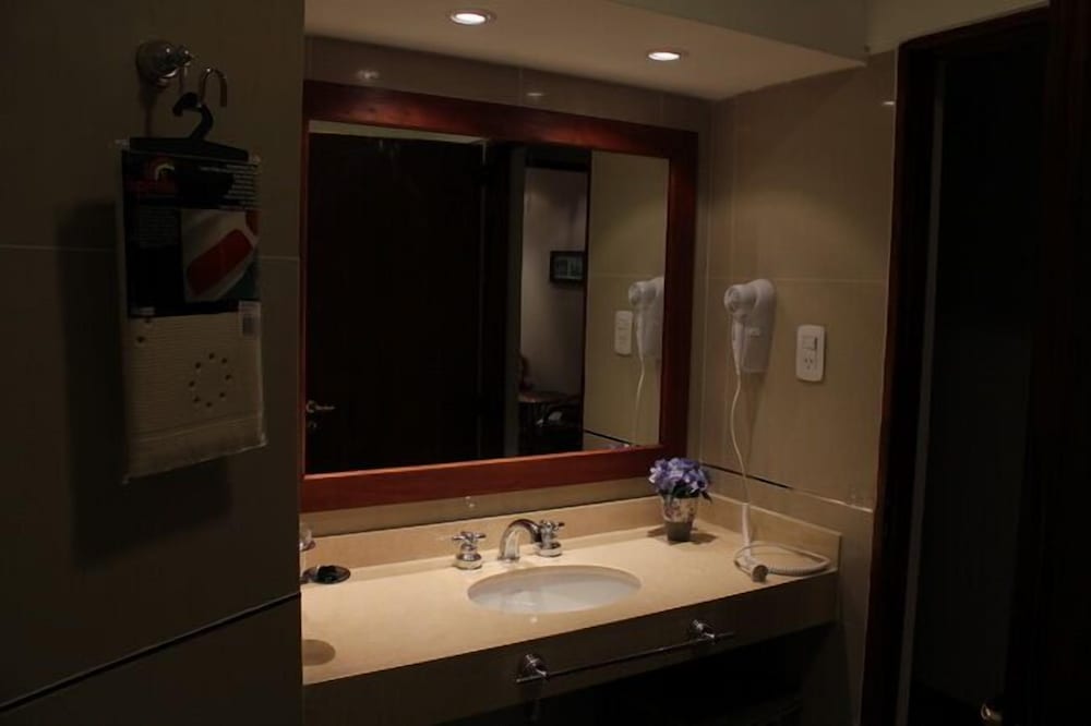 Фото Rio Arriba Suites Apartments y Resto