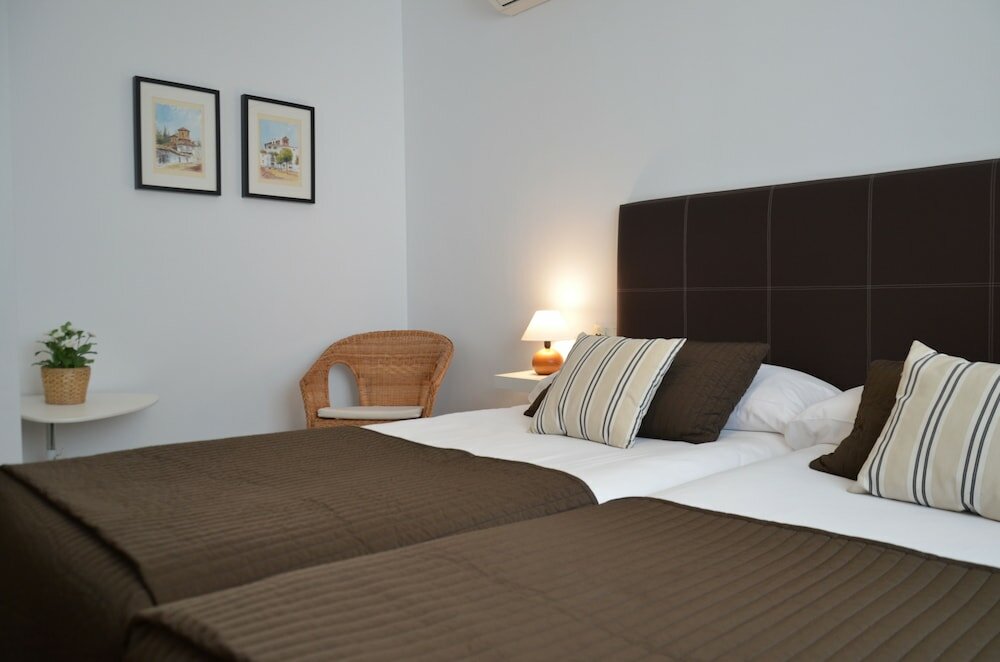 Фото Apartamentos San Isidro 44