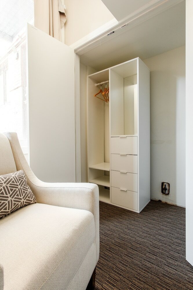 Фото Parc Avenue Residence Mile End