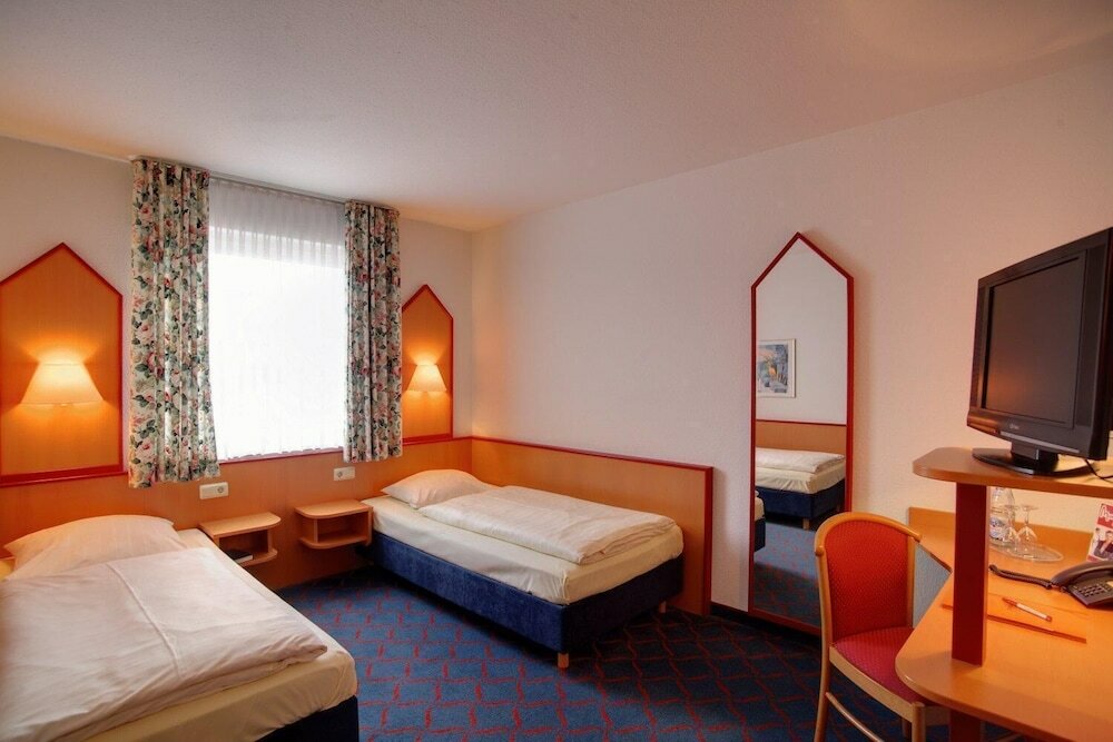 Фото Hotel Montana Lauenau