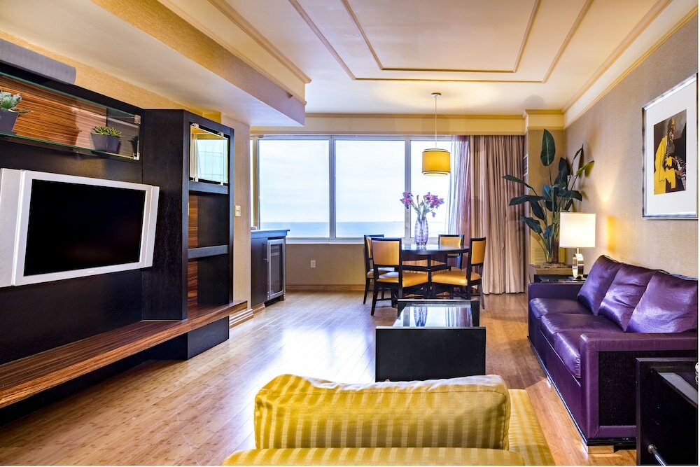 Фото Showboat Hotel