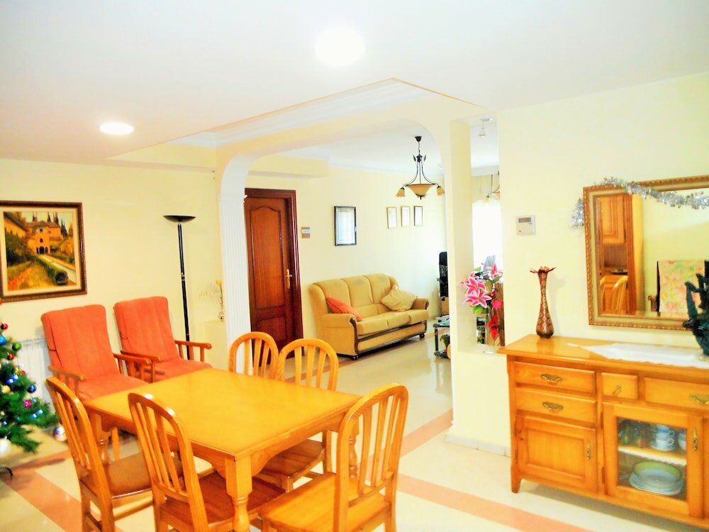 Фото Martin House & Baño Privado