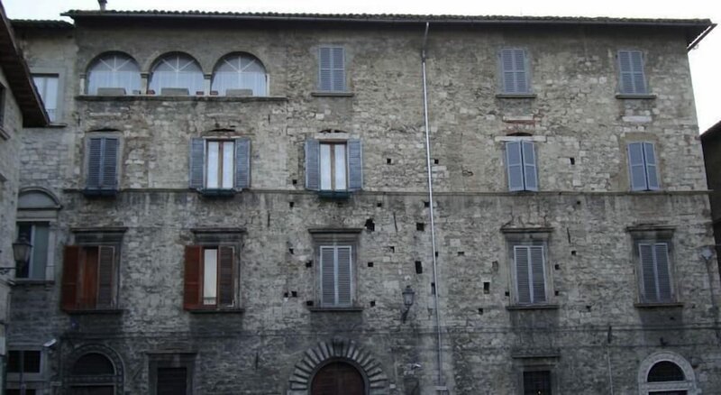 Гостиница B&b Piazza Viola в Асколи-Пичено
