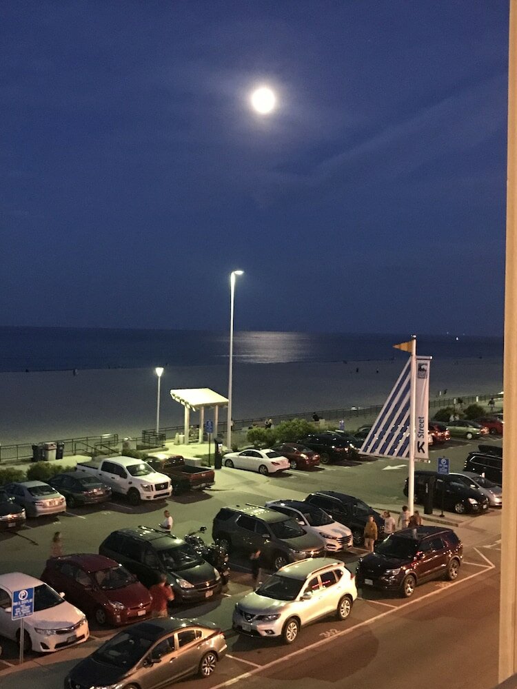 Фото Sea Spray Condo