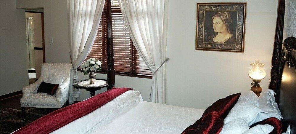 Фото Ikhanda Guesthouse