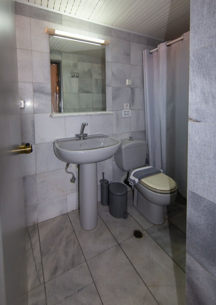 Фото Manias Hotel Apartments