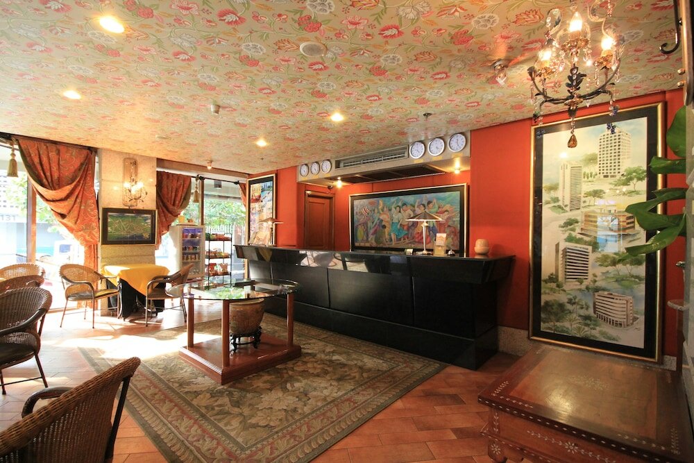 Фото отеля 2