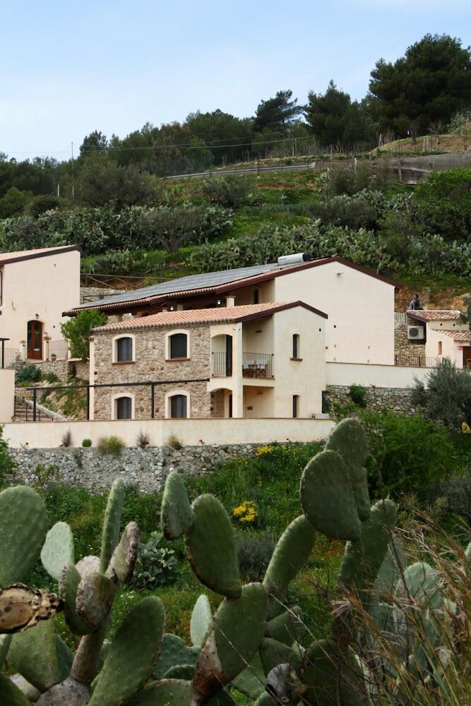 Фото Agunì Agriturismo & Locanda