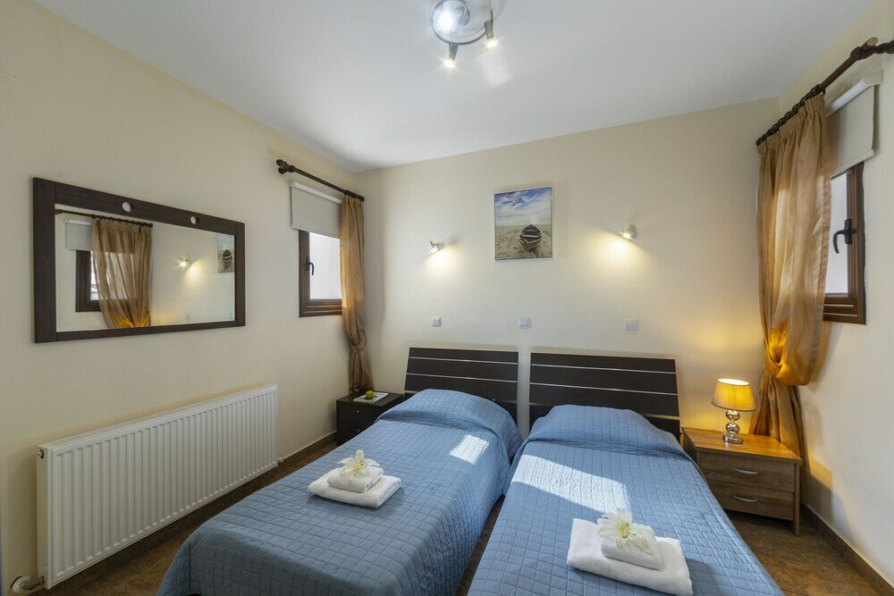 Фото Вилла Seafront Protaras Luxury Resort