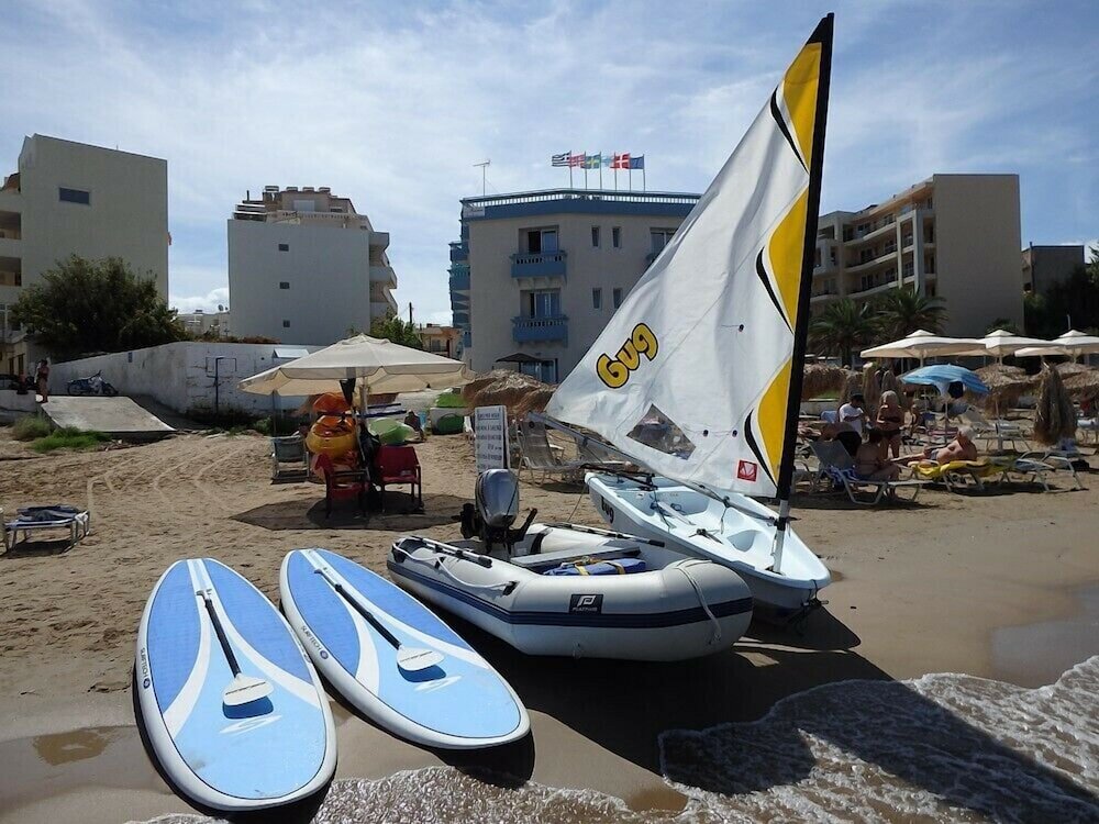 Фото Hotel Christina