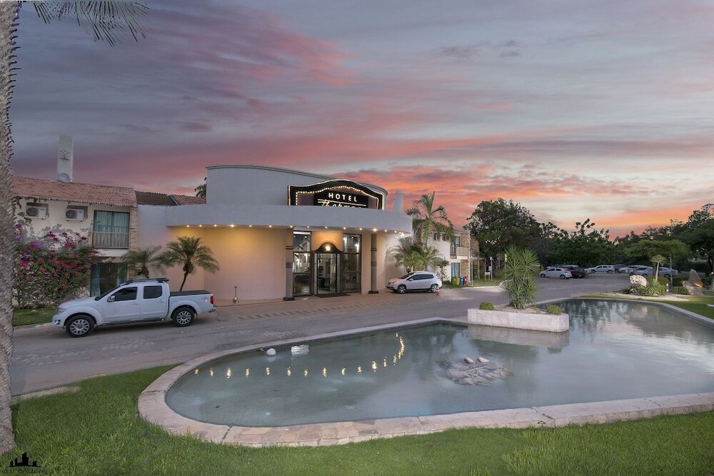 Фото отеля 1