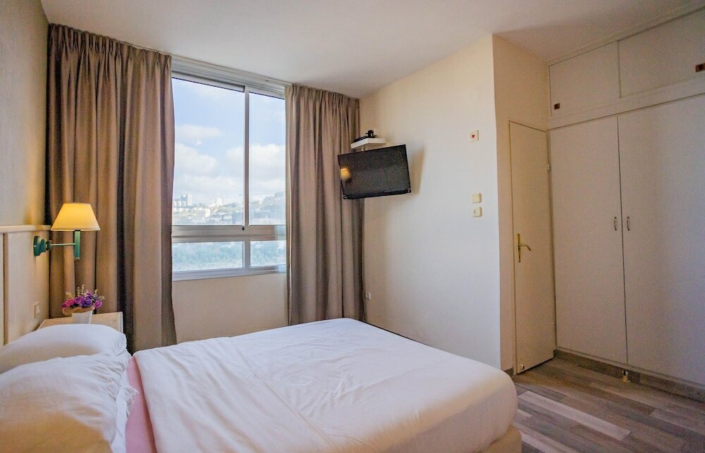 Фото Hotel Marom