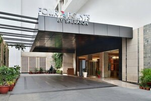 Гостиница Four Points by Sheraton Jaipur, City Square в Джайпуре