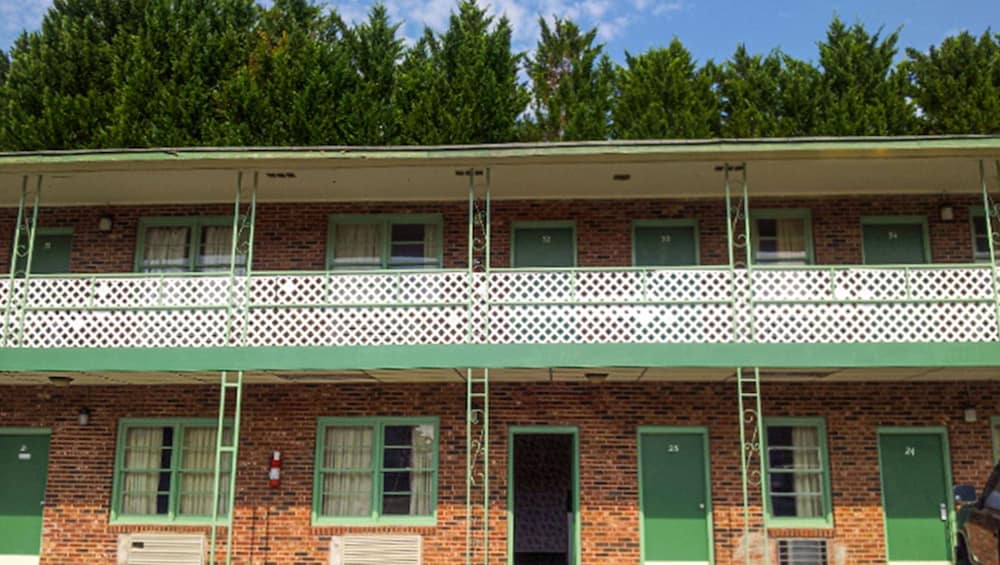 Фото Relax Inn Westminster