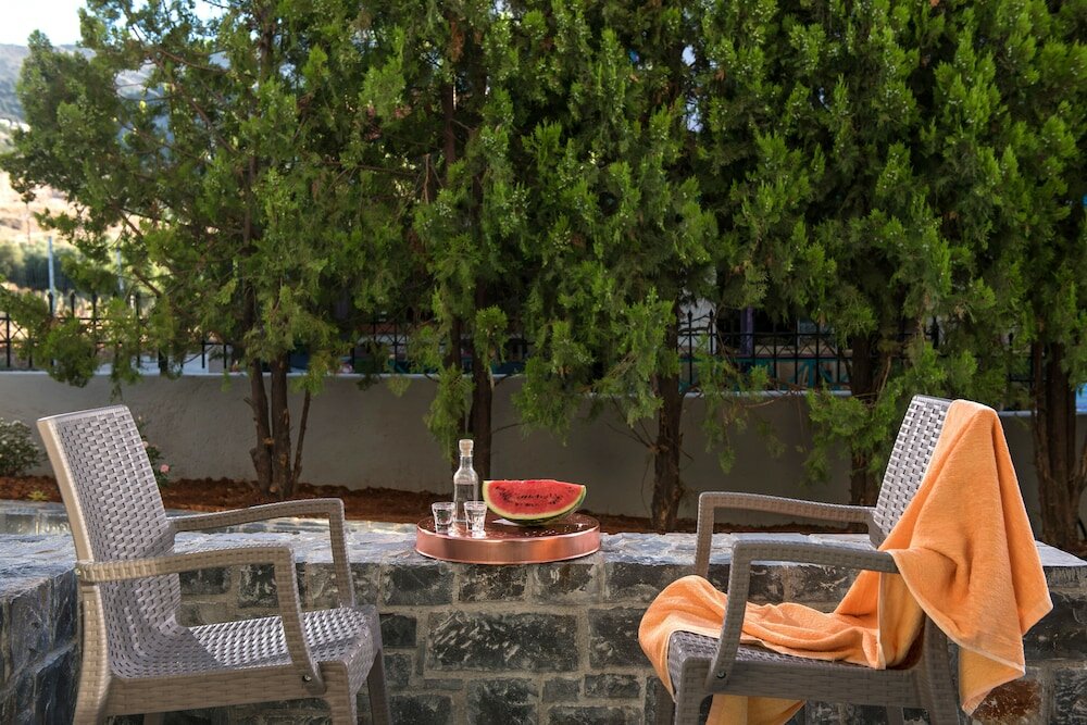 Фото Kristalli Hotel Apartments