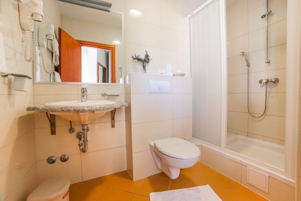 Фото Hotel Merlot