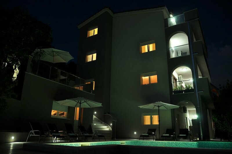 Гостиница Luxury Apartments Bonaria