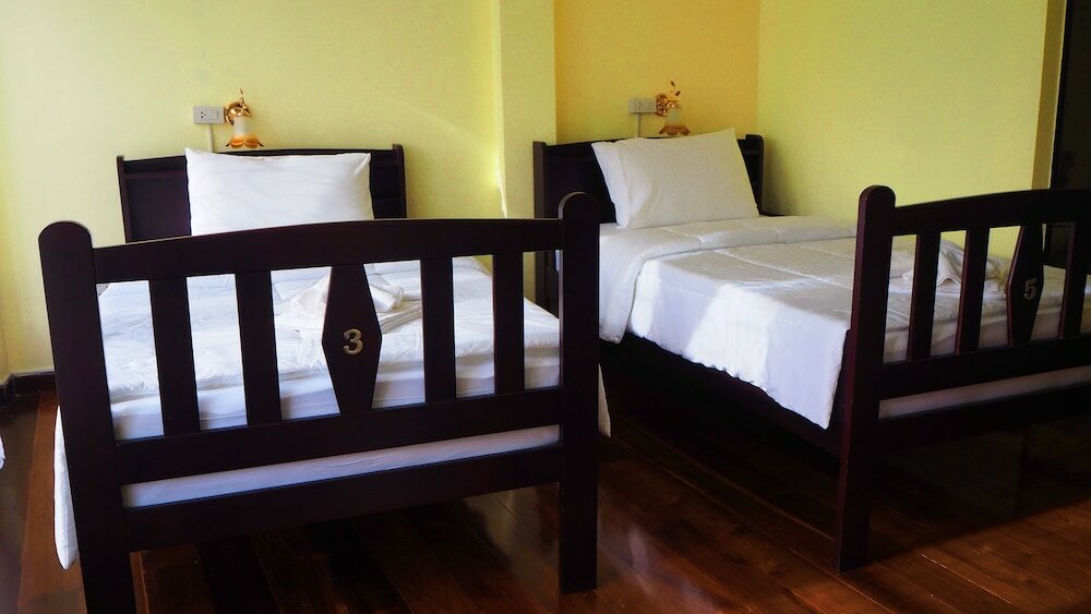 Фото Srisomboon Hostel