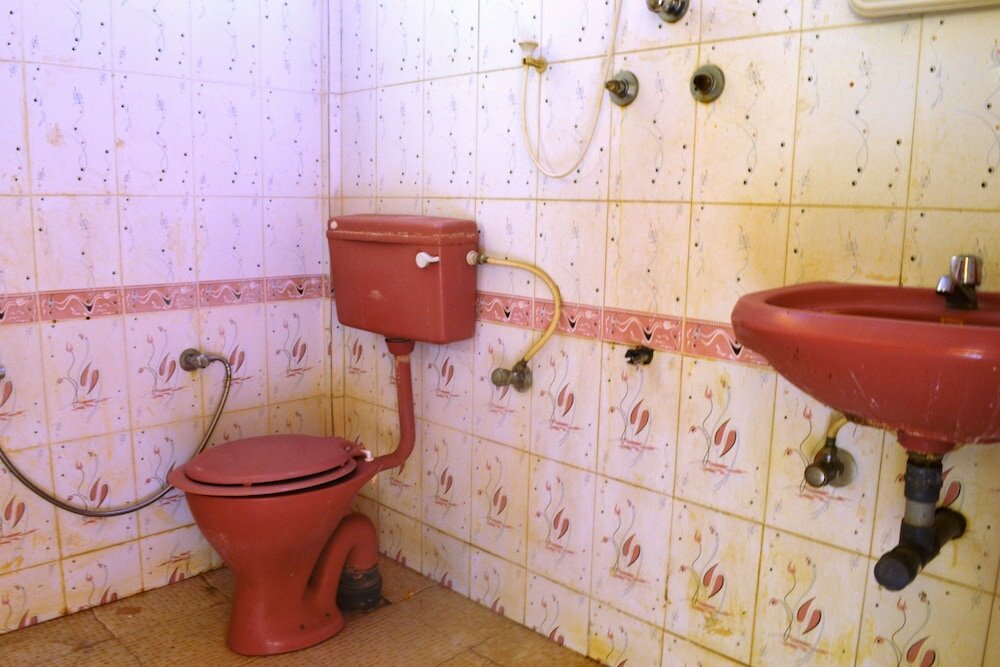 Фото J. B. L Enterprises