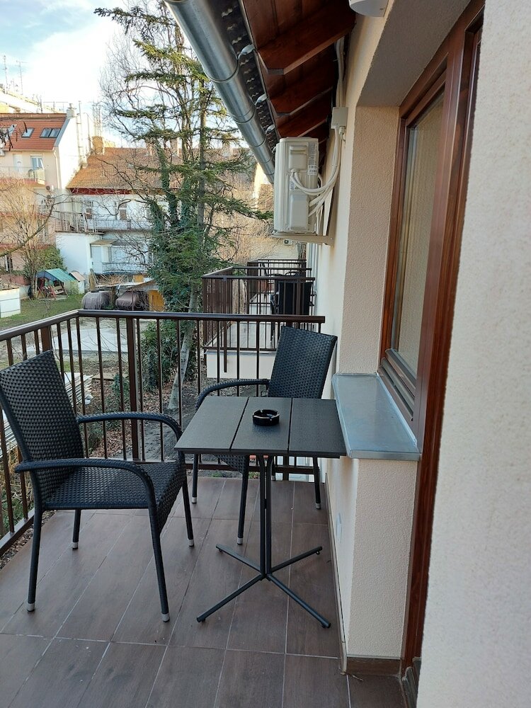 Фото Vén Diófa De Lux Panzió