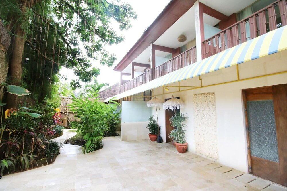 Фото Petit Hotel Bali