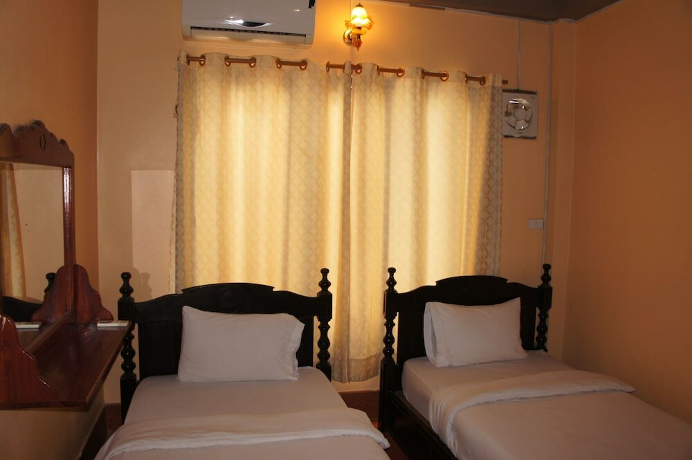 Фото Popular View Guesthouse