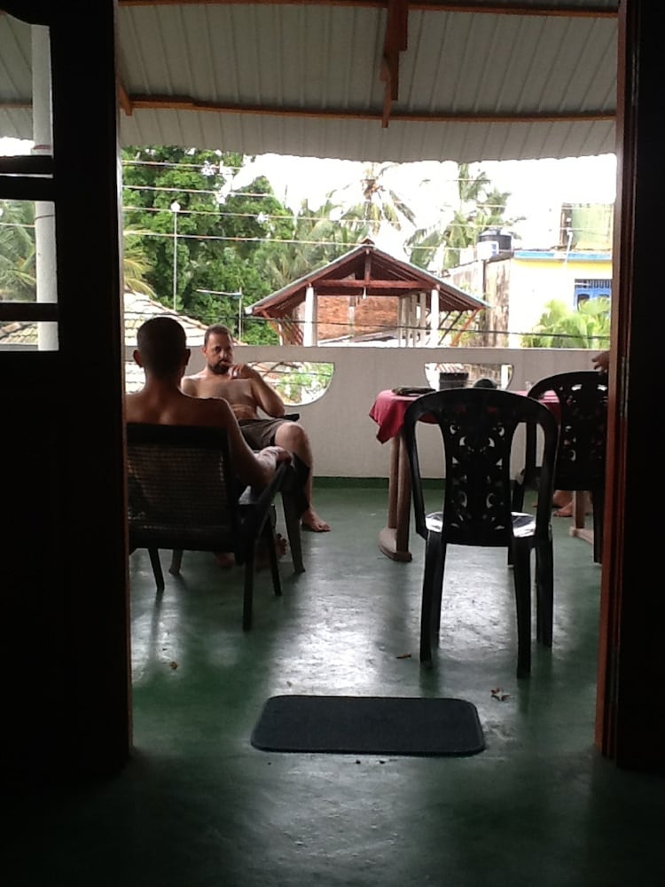 Фото Catamaran Beach Home and Restaurant