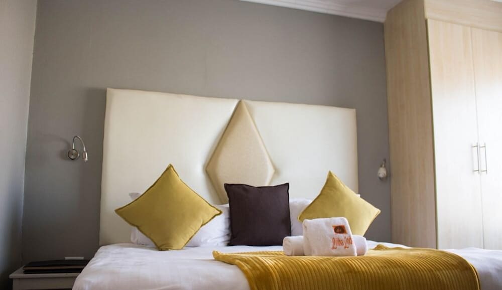 Фото Lilitha Guest Lodge & Conferencing