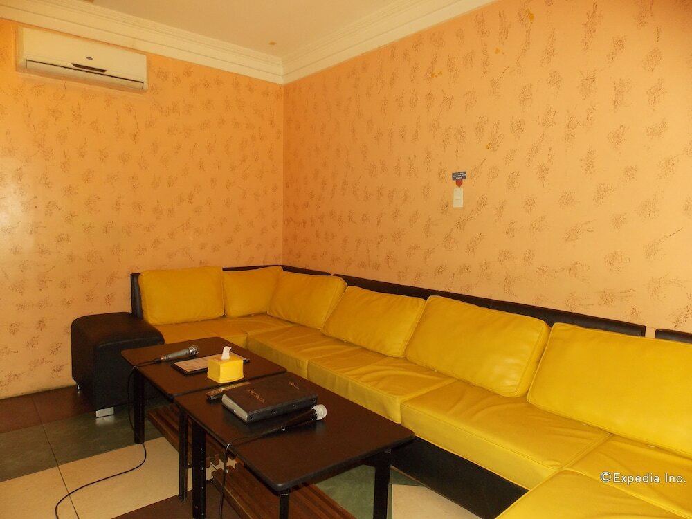 Фото Mo2 Westown Hotel Bacolod - Mandalagan