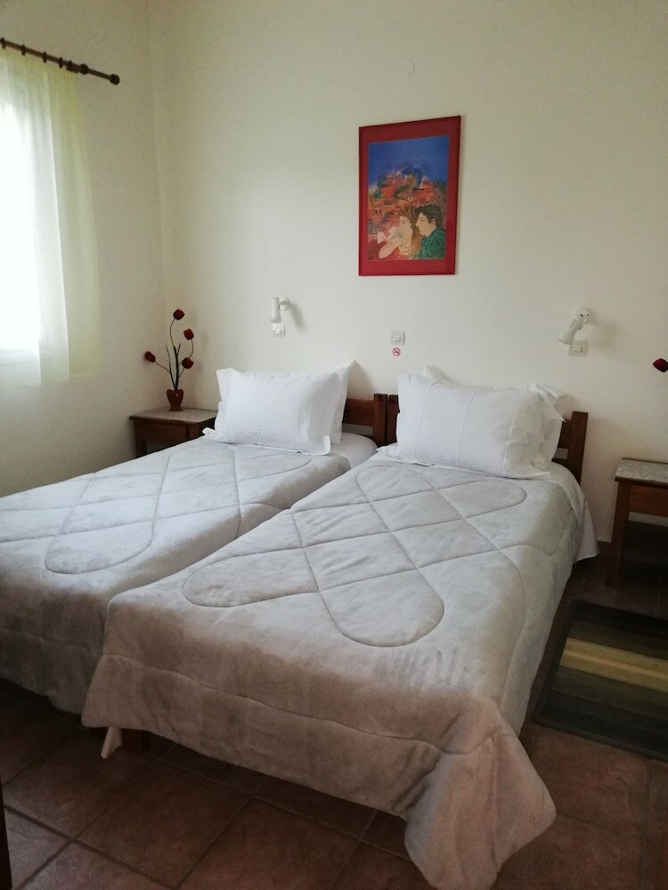 Фото Kalithea Apartments