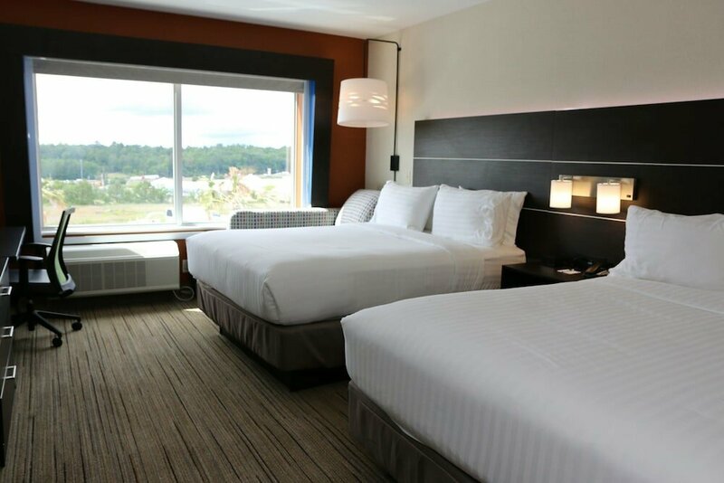 Гостиница Holiday Inn Express & Suites Alabaster, an Ihg Hotel