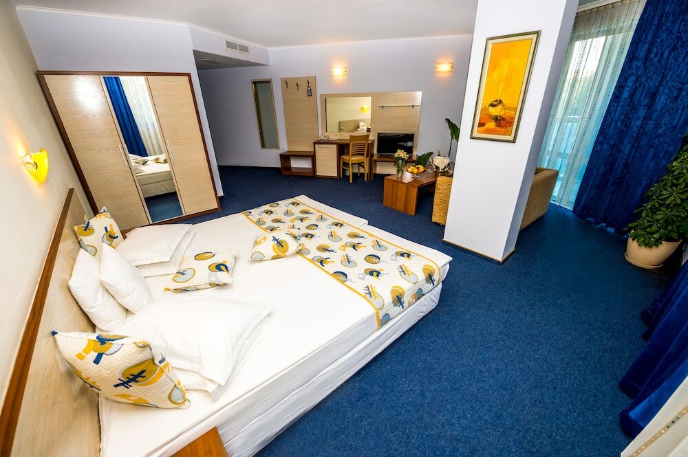 Фото Hotel Aqua Burgas