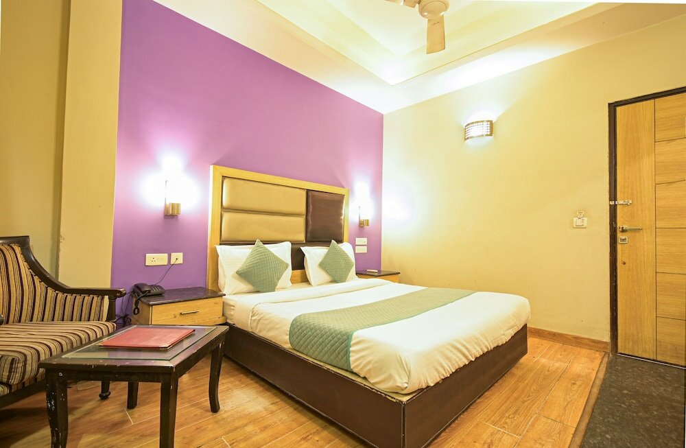 Фото Hotel Aroma Residency