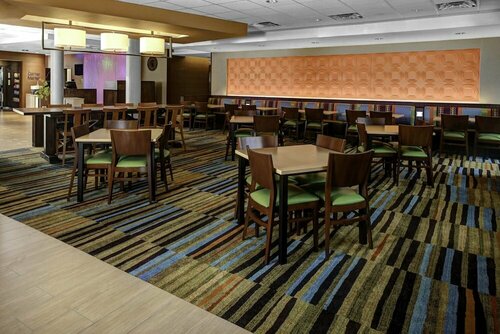 Гостиница Fairfield Inn & Suites Lansing at Eastwood