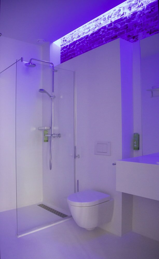 Фото The Arcade Hotel