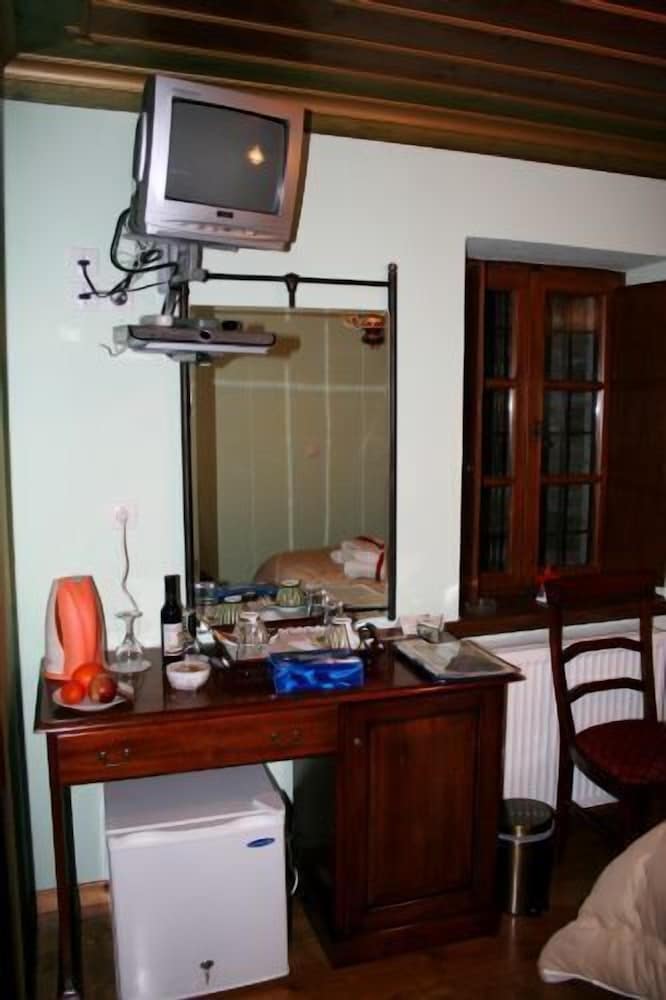 Фото Nikolas Guesthouse