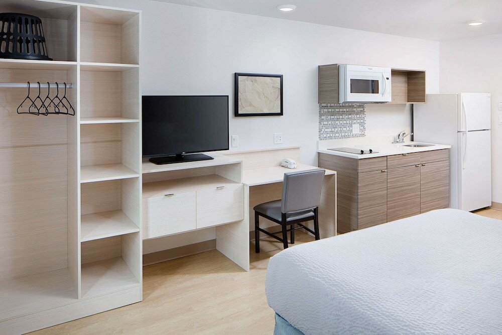 Фото WoodSpring Suites Seattle Everett