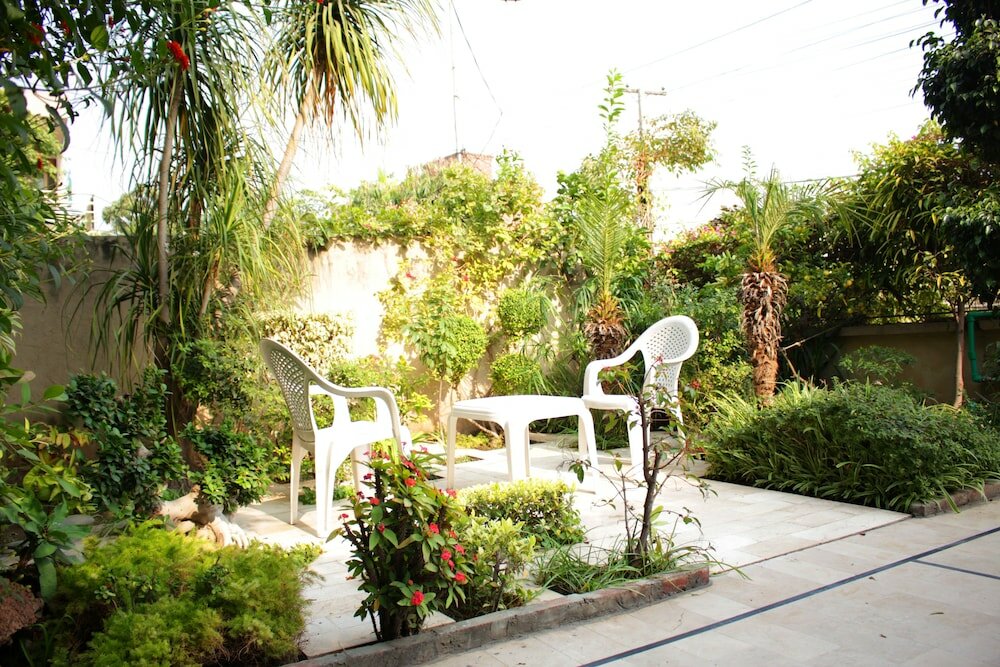 Фото Lahore Guest House